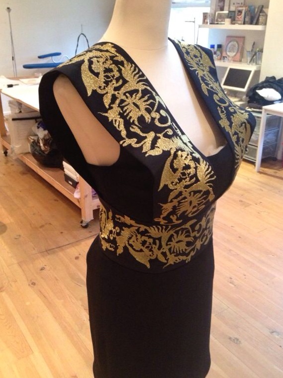 Fashion | Extra large embroidery in Perivale and West London gallery image 3